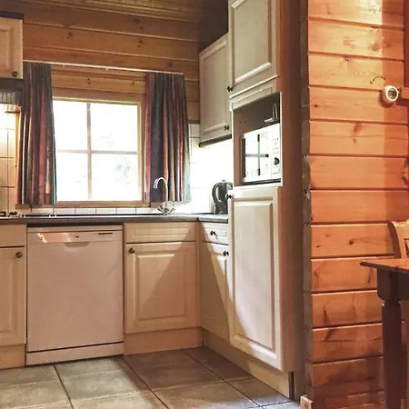 4 Bedroom Lovely In