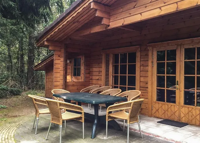 Semesterbostad 4 Bedroom Lovely In